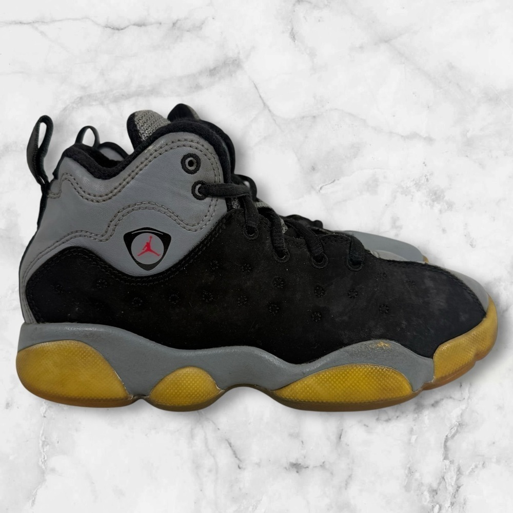 Kids Jordan Jumpman Team 2 size 1Y